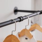 Homeyeeng Industrial Pipe Clothing Racks, Wall Mounted Clothes Racks/Garment Racks/Pipe Handmade Urban Clothes Rail - Steampunk Versatile & Stylish Hanging Rods - Retail Display Racks