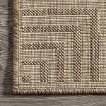 nuLOOM Light Brown Border Indoor/Outdoor Area Rug 5x8