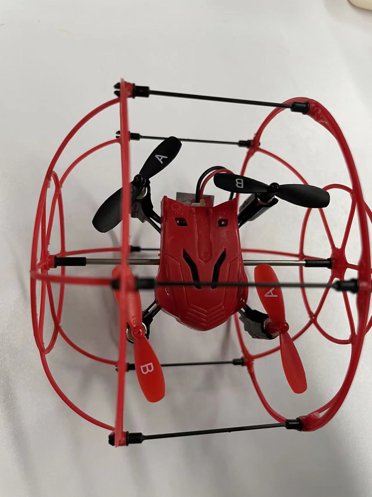 Bezgar HQ053 Kids Wall-Climbing Stunt Drone, Red