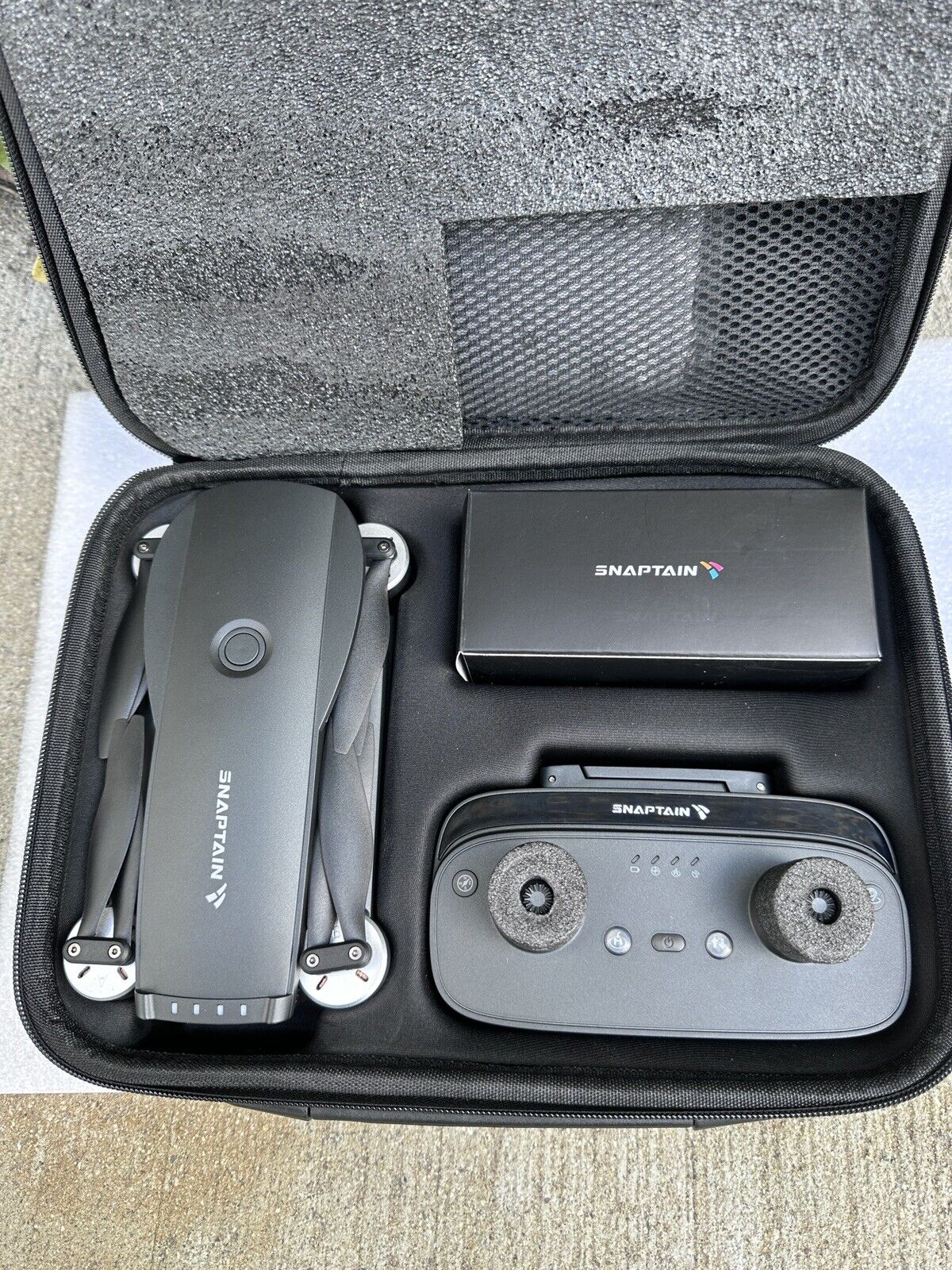 Snaptain SP7100 Dual Camera FPV Quadcopter