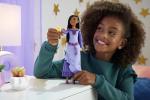 Mattel Disney Wish Toys, Singing Asha of Rosas Fashion Doll & Star Figure, Posable with Removable Outfit, Sings “This Wish” in English