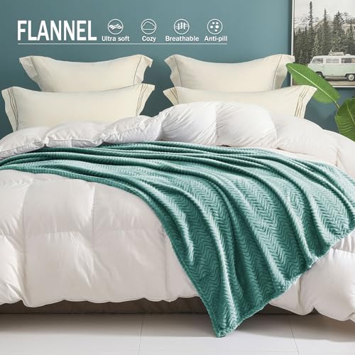 Soft Celadon Fleece Throw Blanket, Decorative Wave Texture