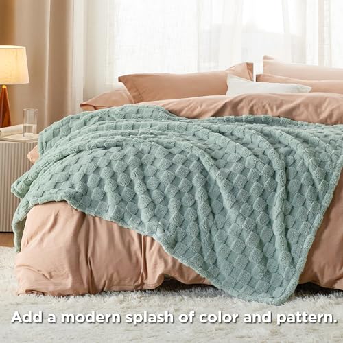 Sage Green Checkered Throw Blanket for Home Decor