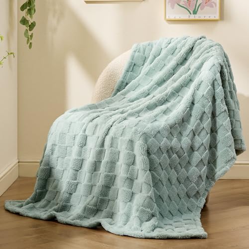 Sage Green Checkered Throw Blanket for Home Decor
