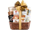Gourmet Gift Basket: Perfect for Families & Students