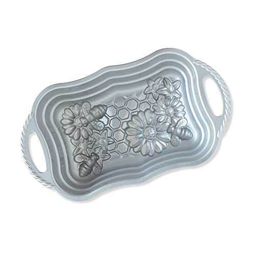 Honeycomb Loaf Pan by Nordic Ware
