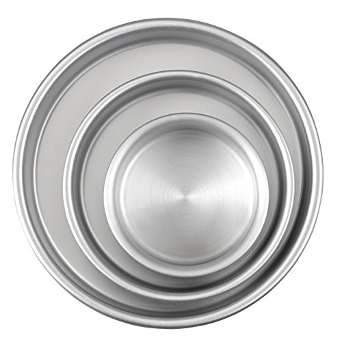 Wilton Round Cake Pans Set: 8", 6", 4