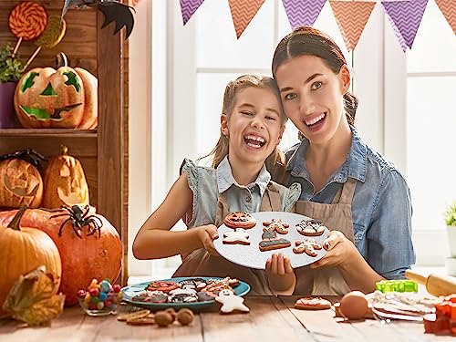 Set of 4 Silver Cake Boards in Various Sizes