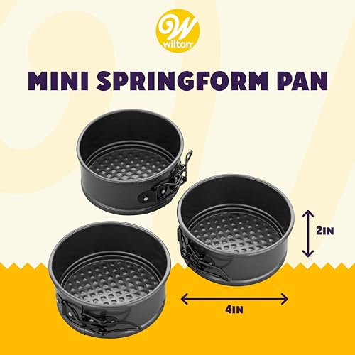Wilton 4-Inch Mini Springform Pans, 3-Piece Set