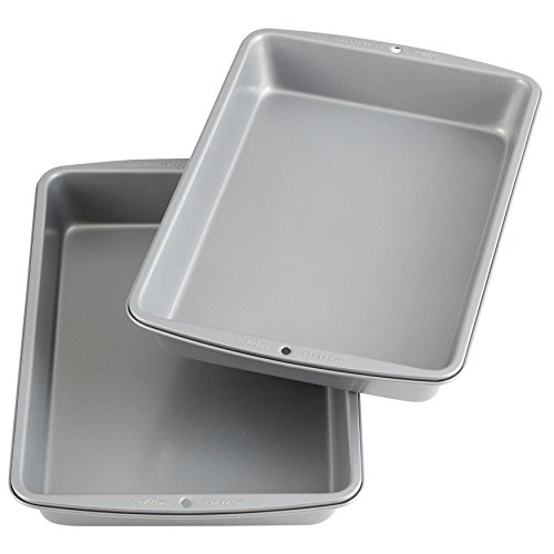 Set of 2 Wilton Recipe Right Cake Pans