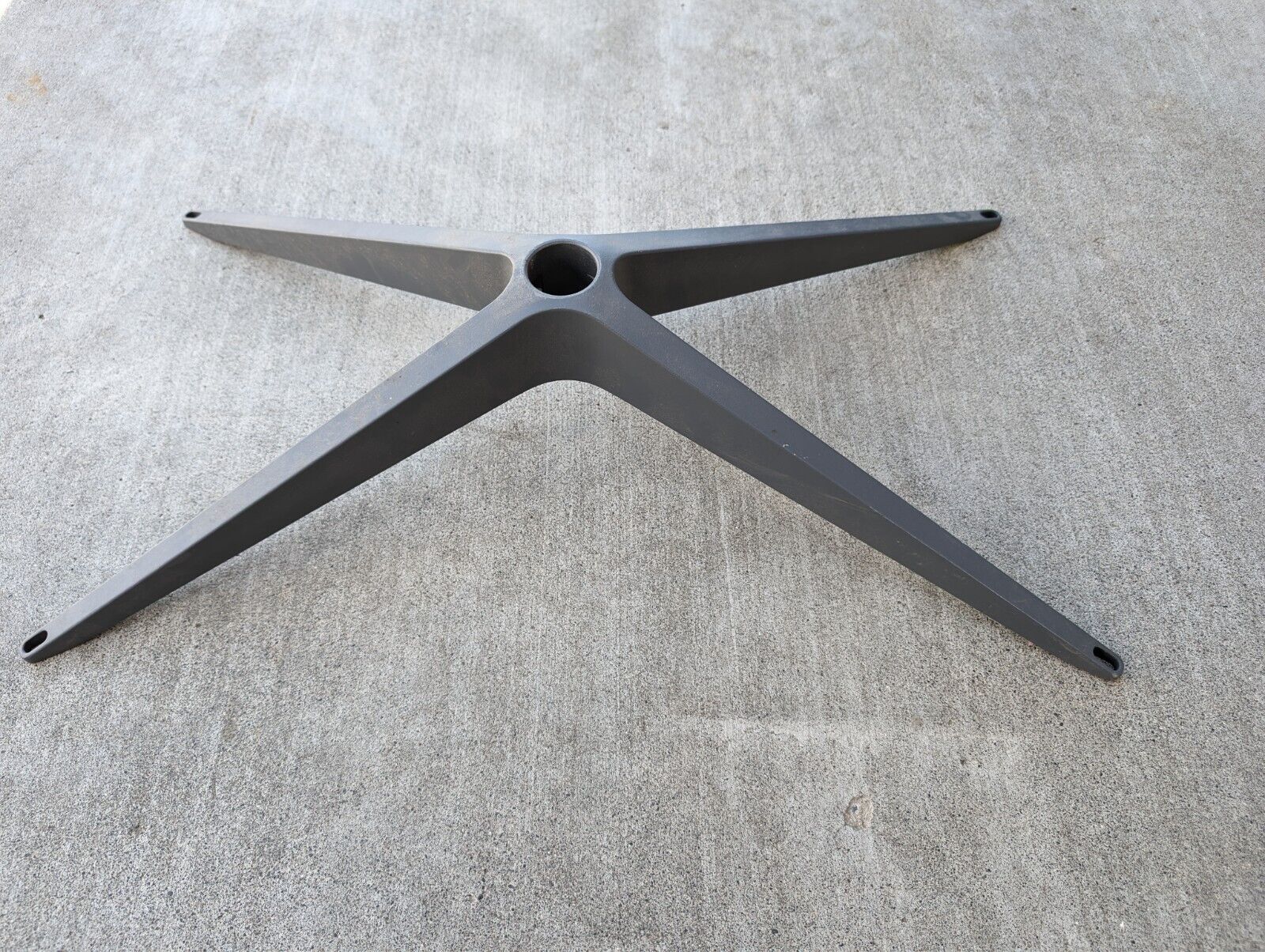 Starlink SpaceX V2 QuadPod Base for Camping Gear