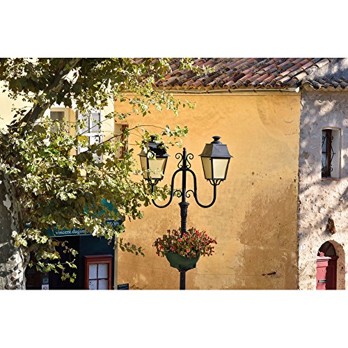 Enhance your style with Nikon 55-200mm zoom lens