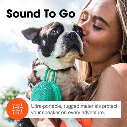 JBL Clip 3 Portable Bluetooth Speaker in Black