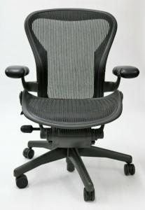 Herman Miller Aeron Classic Mesh Desk Chair Size B