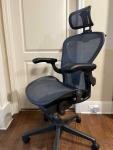 Herman Miller Aeron Office Chair Size B with Headrest