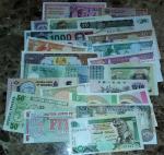 20 Assorted World Paper Money Banknotes Set