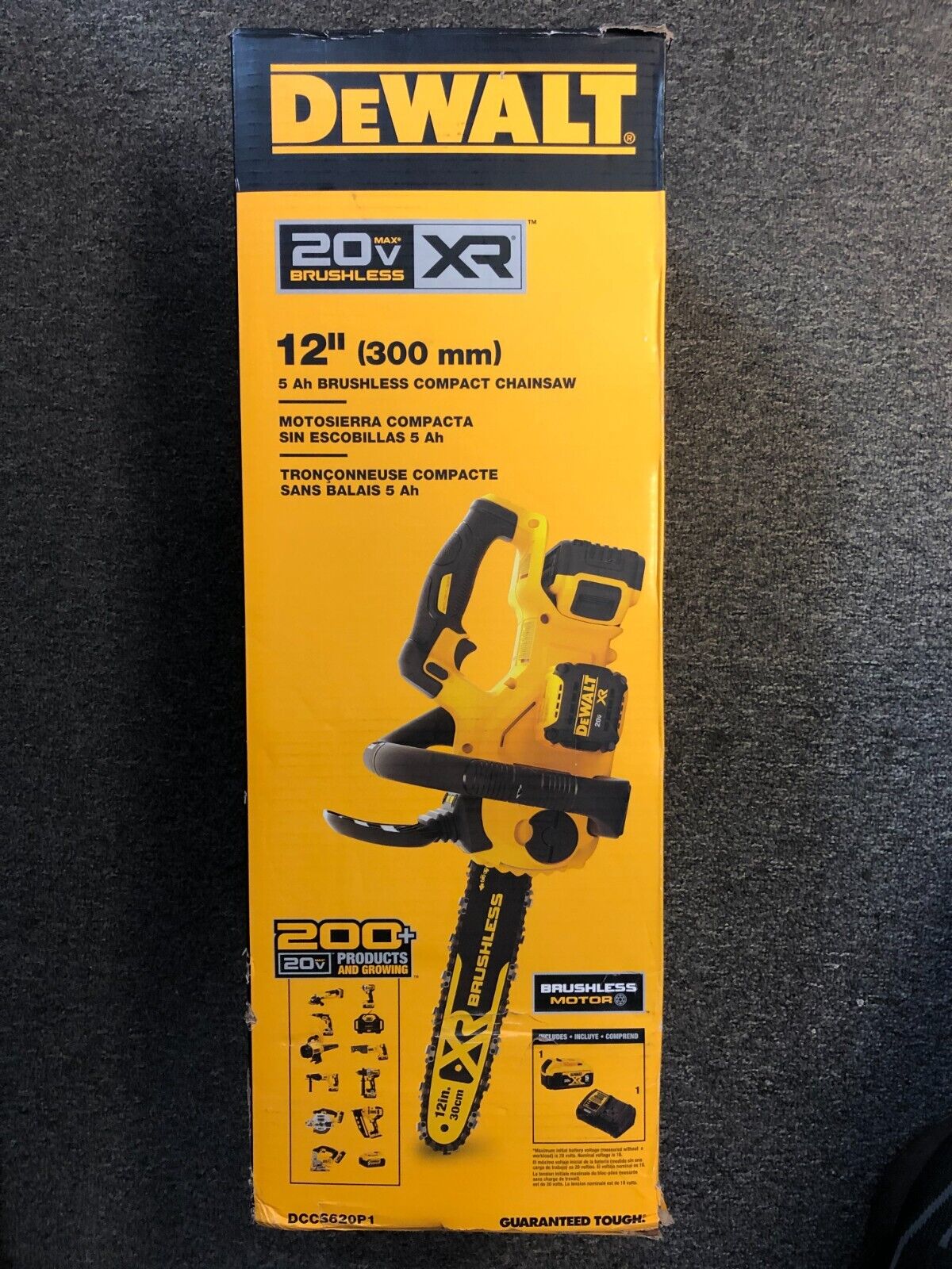 DeWalt DCCS620P1 20V Max* XR 12" Chainsaw Kit
