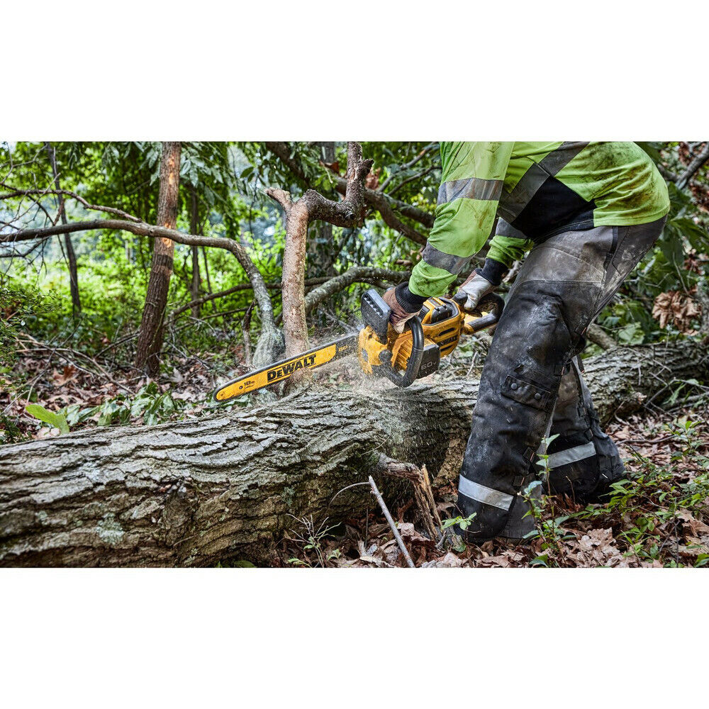 DEWALT Cordless Chainsaw Kit (18" 3 Ah) VIP
