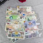 52-Piece World Banknotes Collection for Collectors