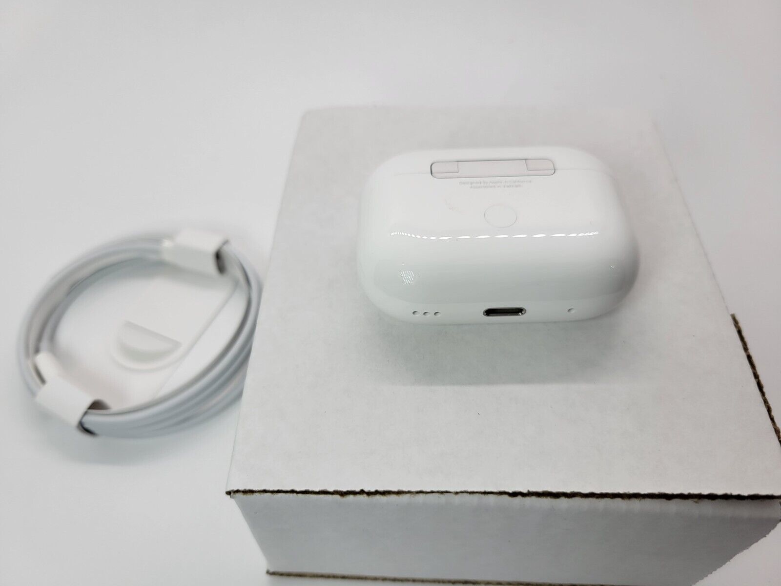 Apple AirPods Pro (2nd Generation) Gen 2 - VIP Marketplace