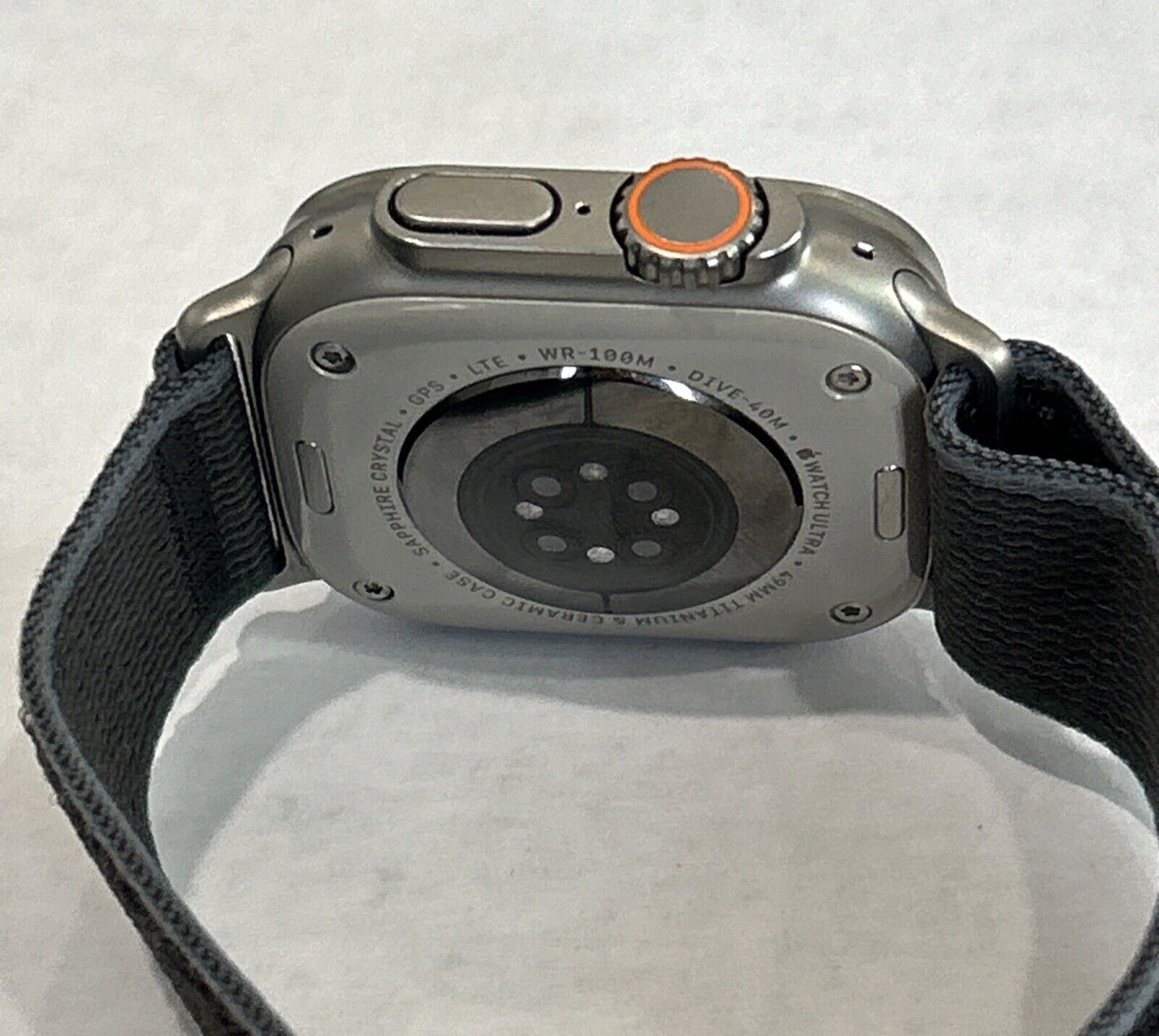 Apple Watch Ultra 49mm Titanium Case (GPS + CELLULAR)