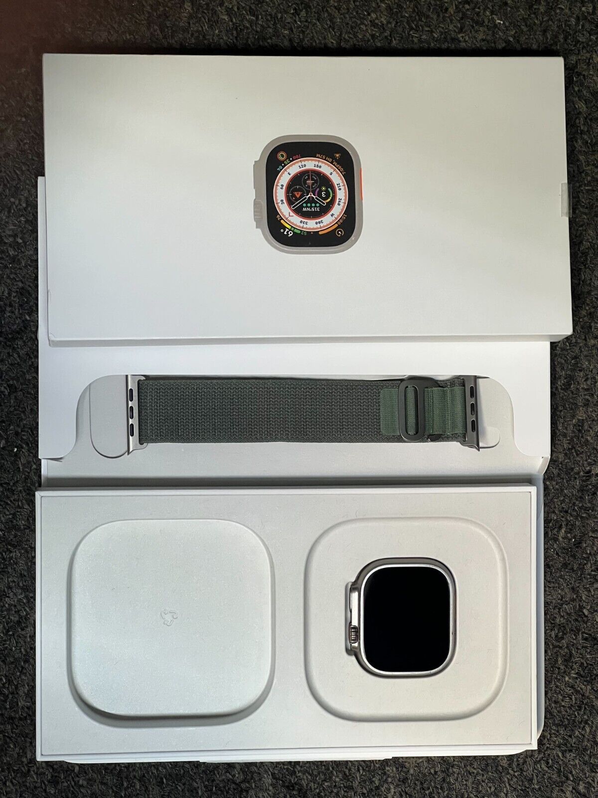 Apple Watch Ultra GPS & Cellular Titanium 49mm