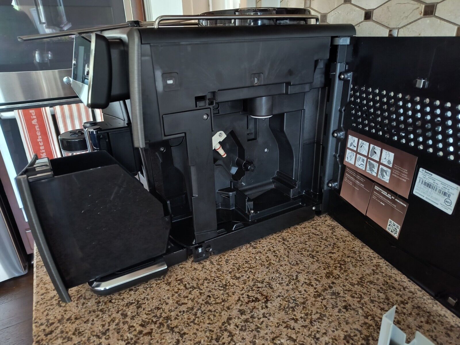 Saeco Xelsis SM7684/04 Espresso Machine - Titanium VIP