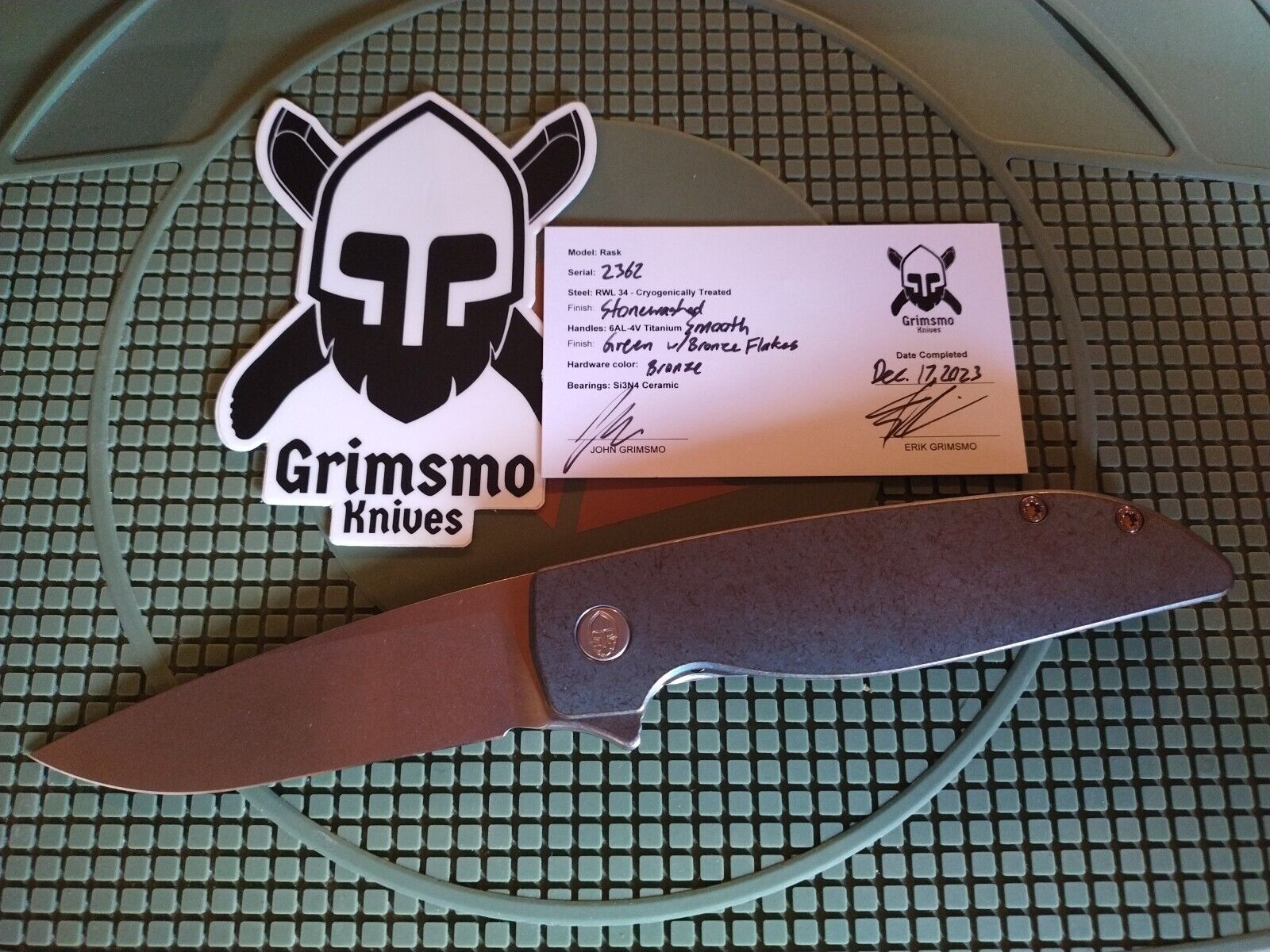 Grimsmo Rask Titanium Folding Knife Green Bronze Flakes