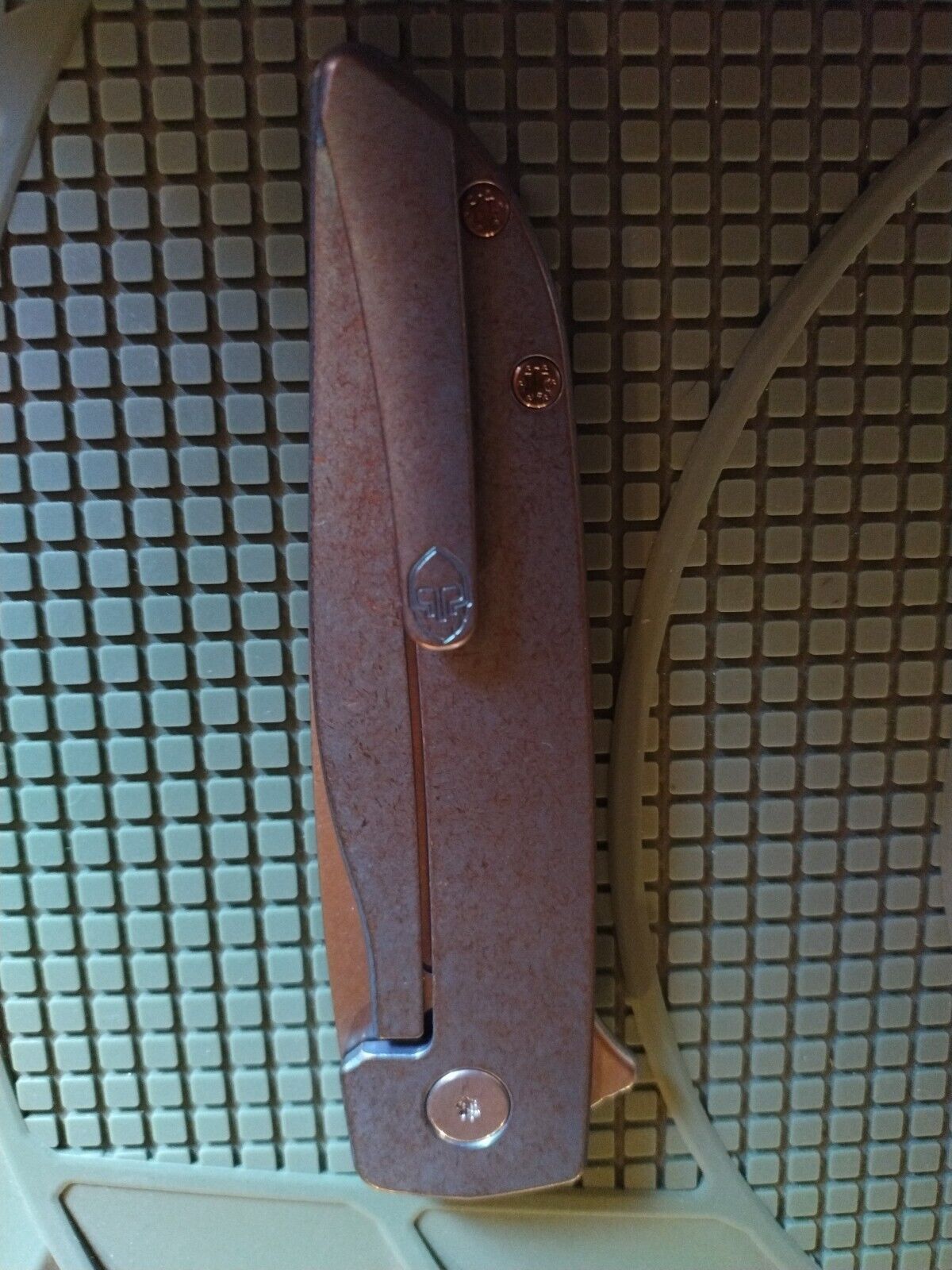 Grimsmo Rask Titanium Folding Knife Green Bronze Flakes
