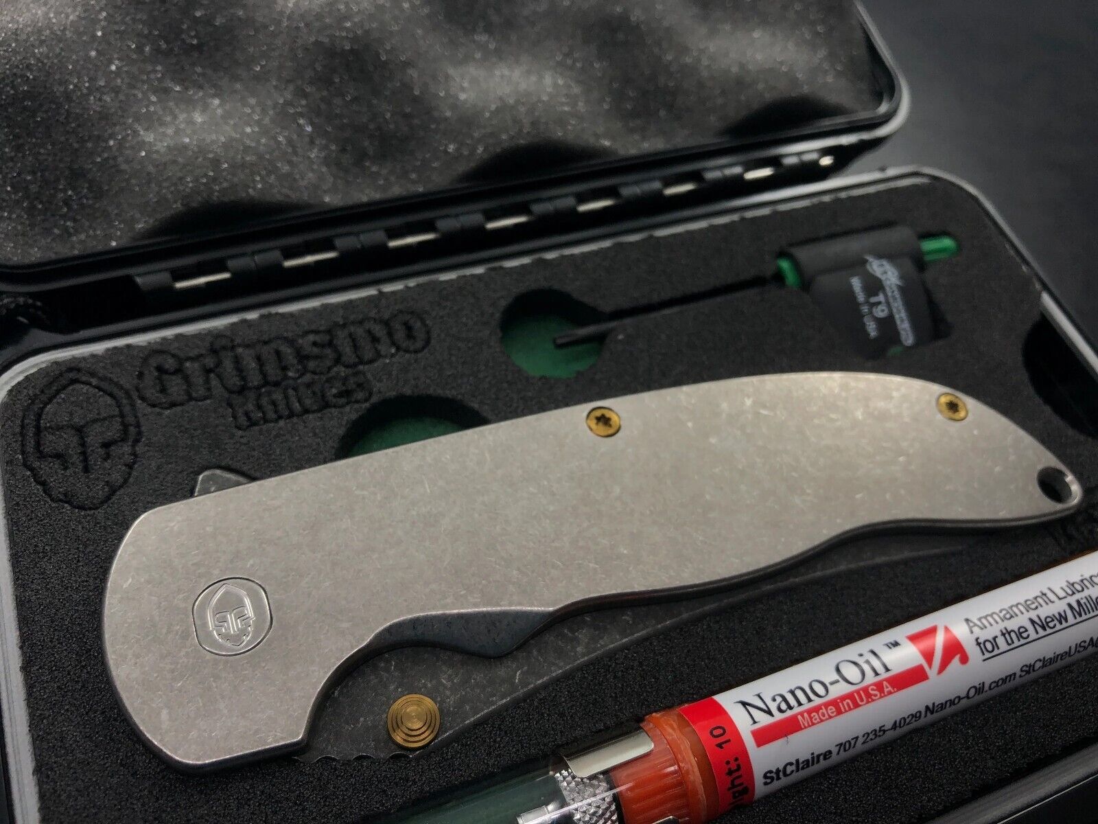 Grimsmo Norseman #2904: Silver smooth handle, bronze hardware