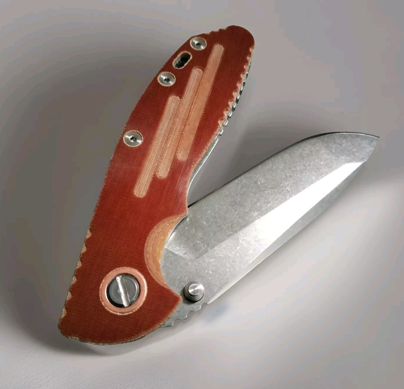 Hinderer XM-24 Custom Scale - Brown Linen Micarta