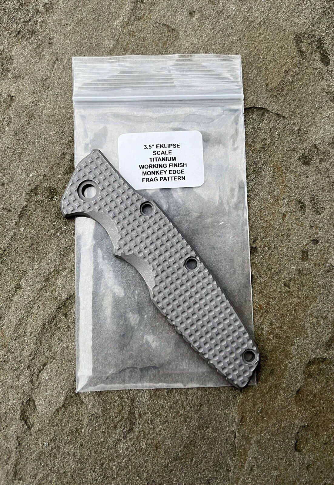 Hinderer Eklipse Titanium Scale - Monkey Edge Pattern