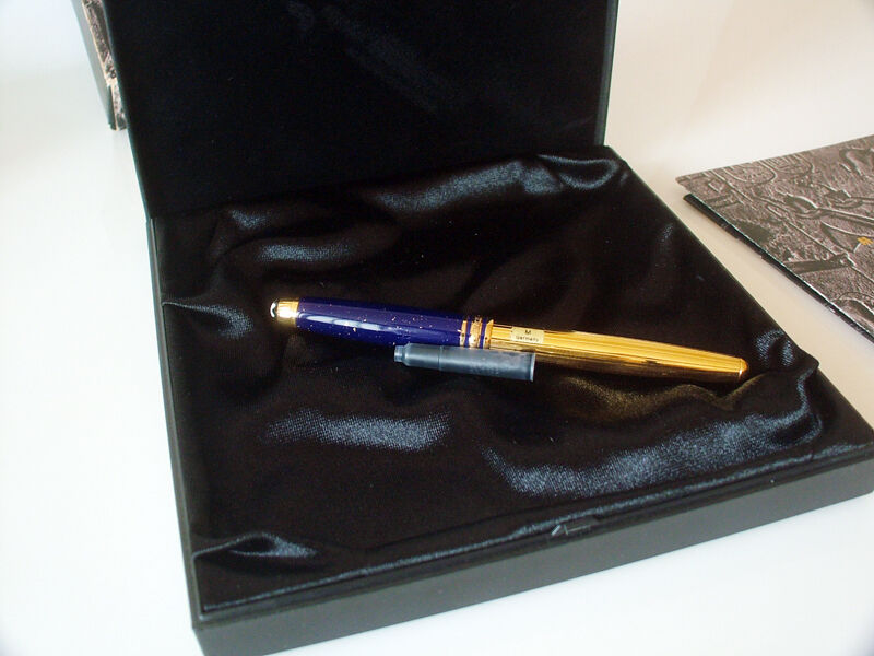 Montblanc Ramses II Fountain Pen Lapis 18Kt Gold