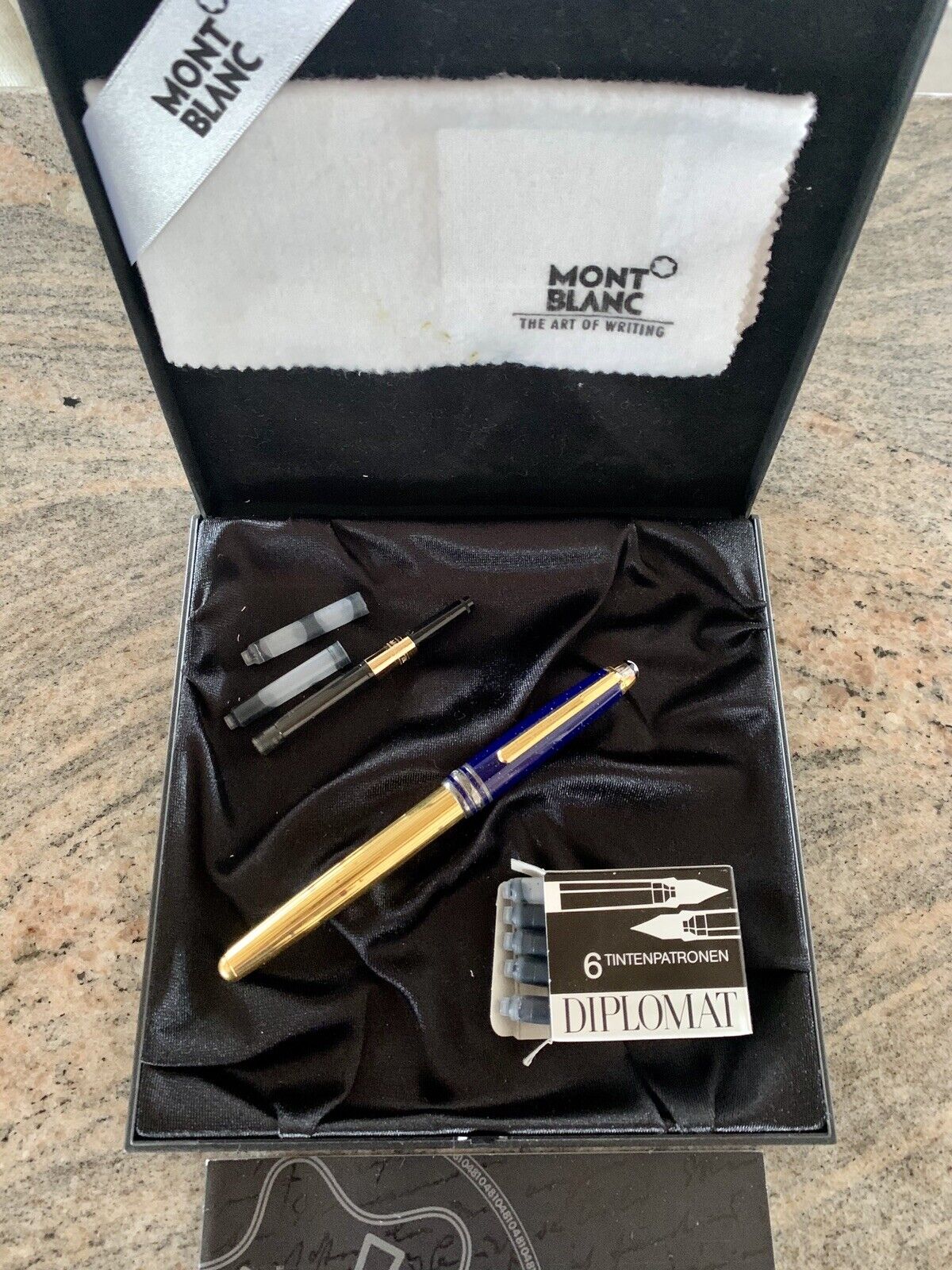 Montblanc Meisterstuck Solitaire Ramses II Fountain Pen 18K