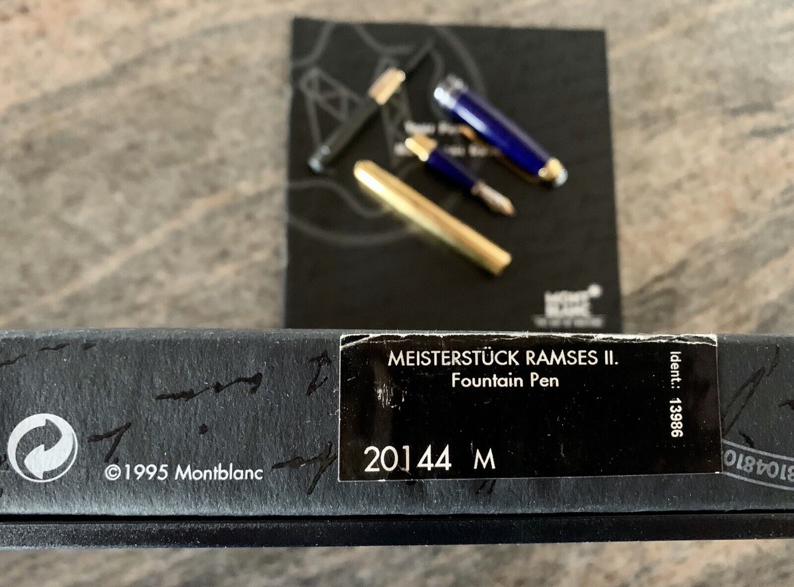 Montblanc Meisterstuck Solitaire Ramses II Fountain Pen 18K
