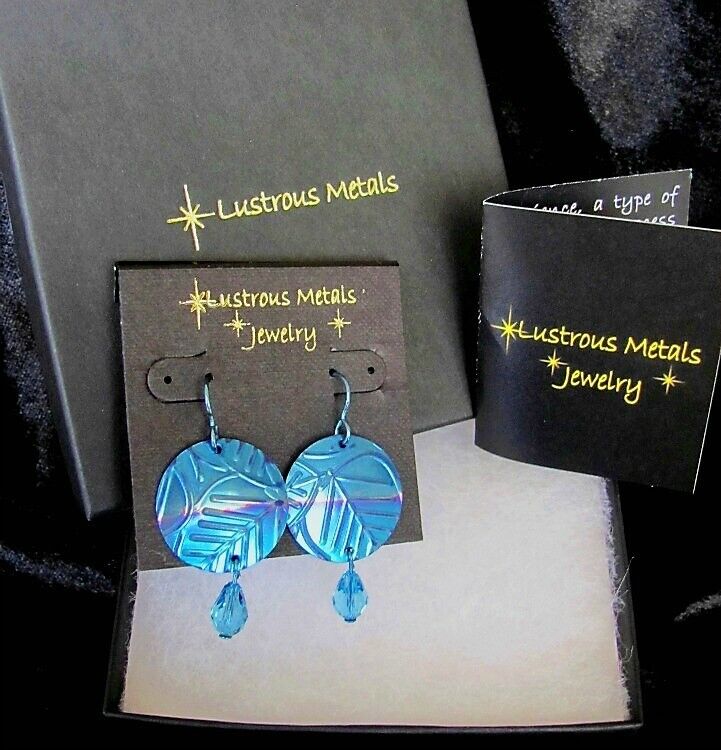 Abalone Pua shell heart earrings, Niobium metal