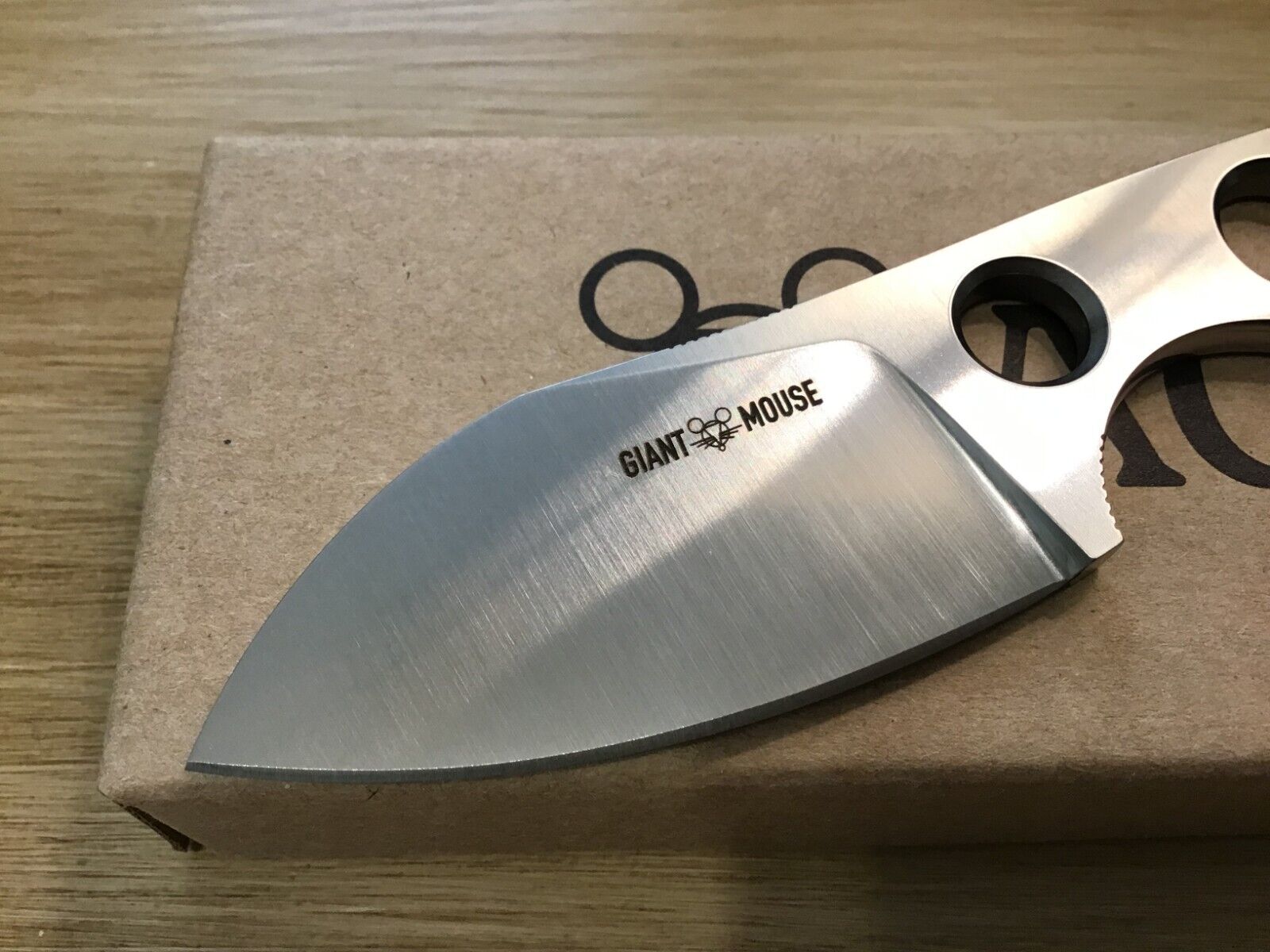 GiantMouse GMF1-F-Satin, M390, Leather Sheath - VIP Dealer