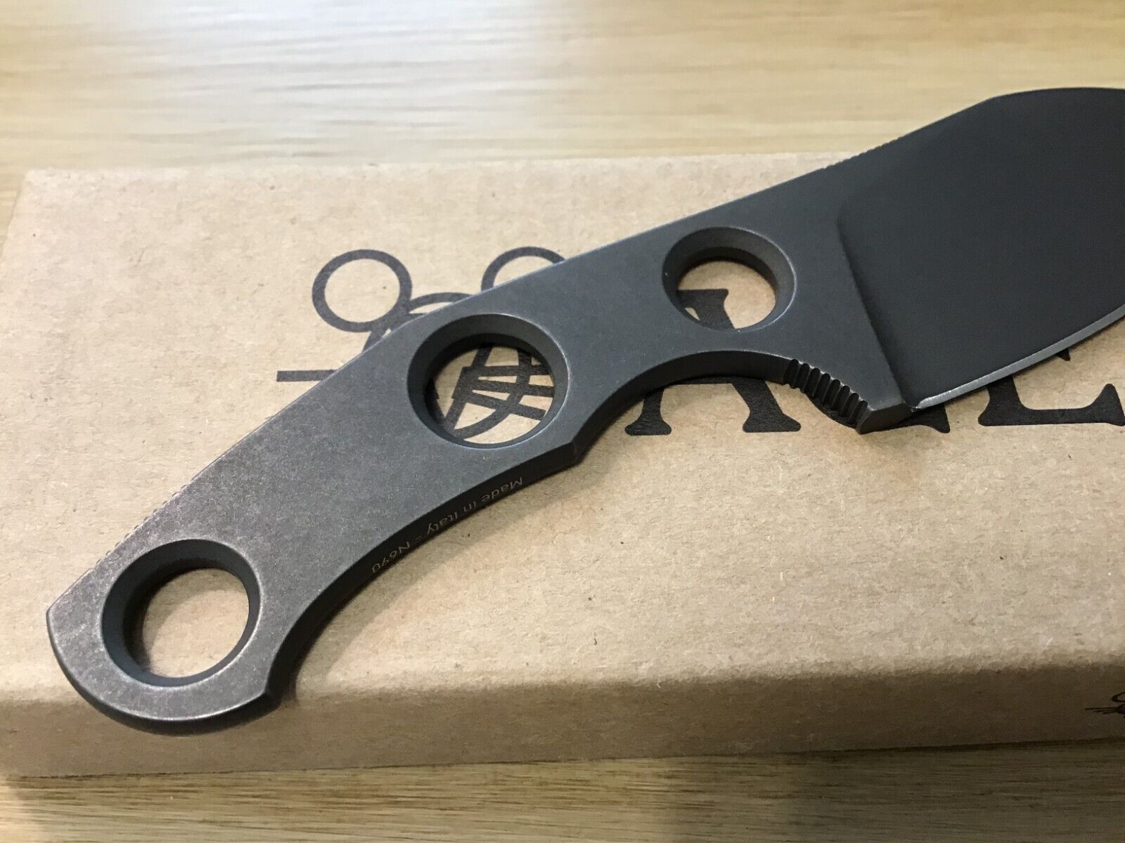 GiantMouse GMF1-P Knife with Leather Sheath, N690
