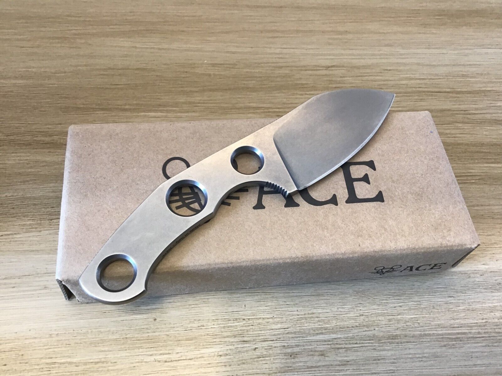 GiantMouse GMF1, Bohler N690, Anso/Vox Design with Leather Sheath