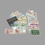 100-Piece World Banknotes Currency Collection Set