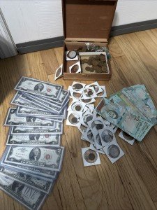 Mixed Currency Lot: Coins and Paper Notes