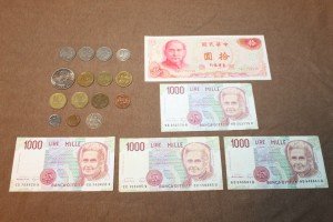 Vintage Worldwide Currency and Coin Collection