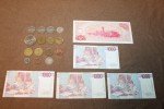 Vintage Worldwide Currency and Coin Collection