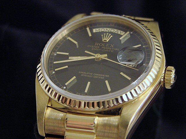 Men's Rolex Day-Date 18038 President in 18k Gold