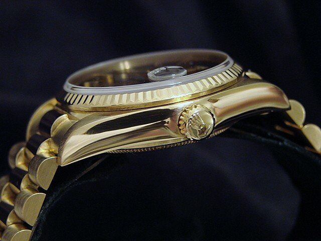 Men's Rolex Day-Date 18038 President in 18k Gold