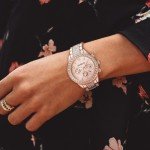 Stylish Waterproof Rose Gold Quartz Watch for Women
