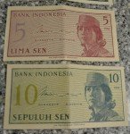Vintage Foreign Mixed Currency Bills and Coins