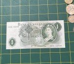British Currency Set: 17 Coins & 1 Note