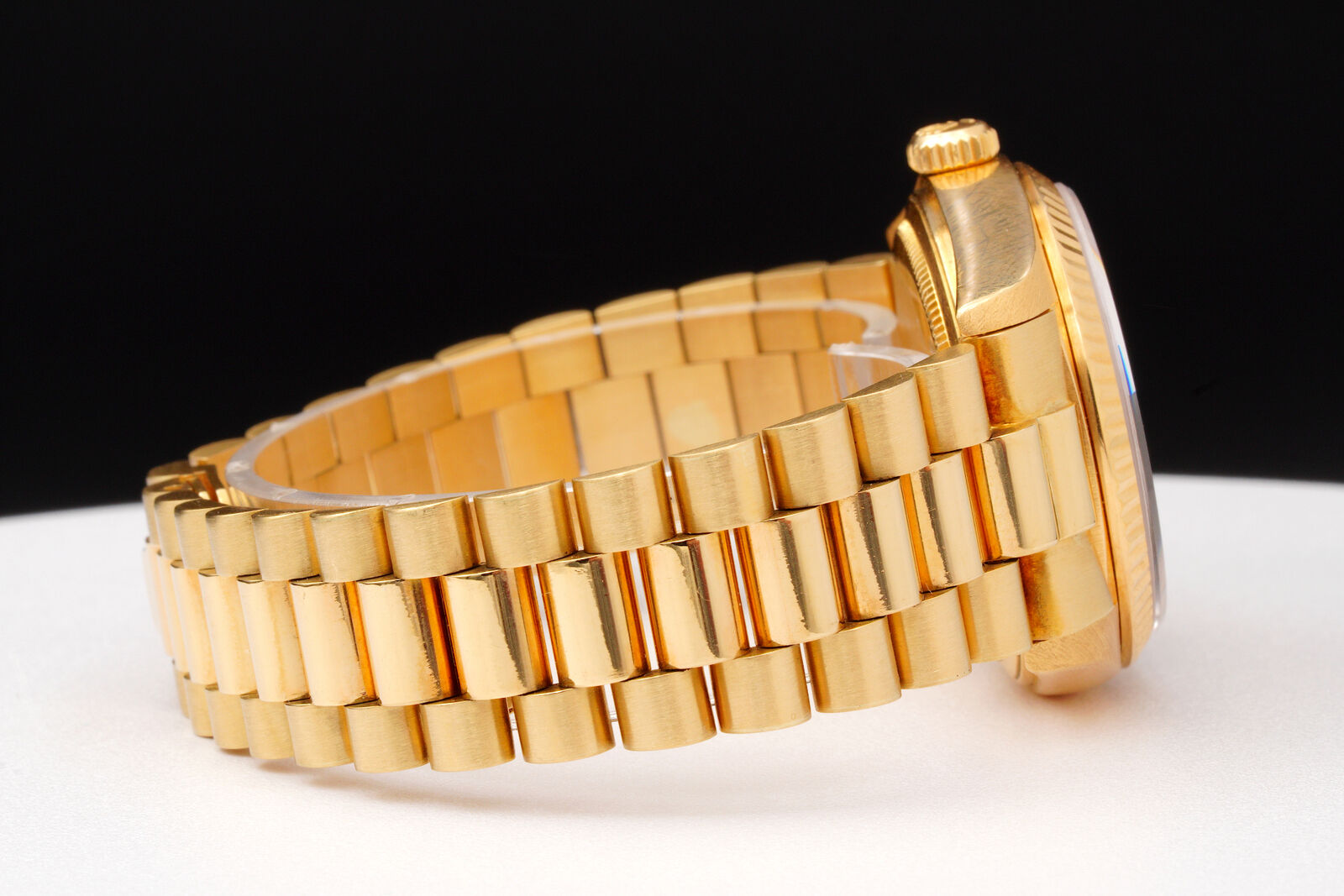 18K Gold Mens Rolex Day-Date President Watch