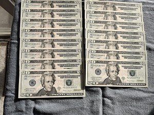 15 Sequential Uncirculated $20 Bill Notes